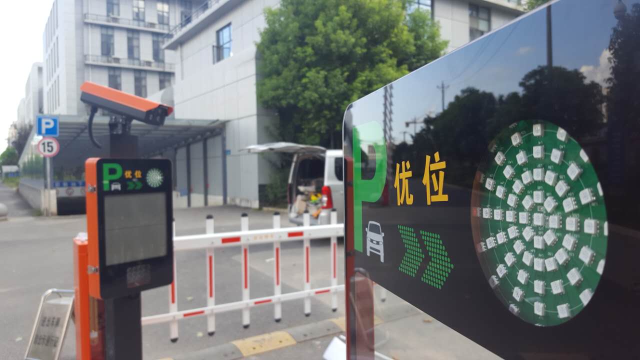 自己安裝監(jiān)控怎么安裝_監(jiān)控安裝,監(jiān)控攝像頭安裝_武漢監(jiān)控安裝